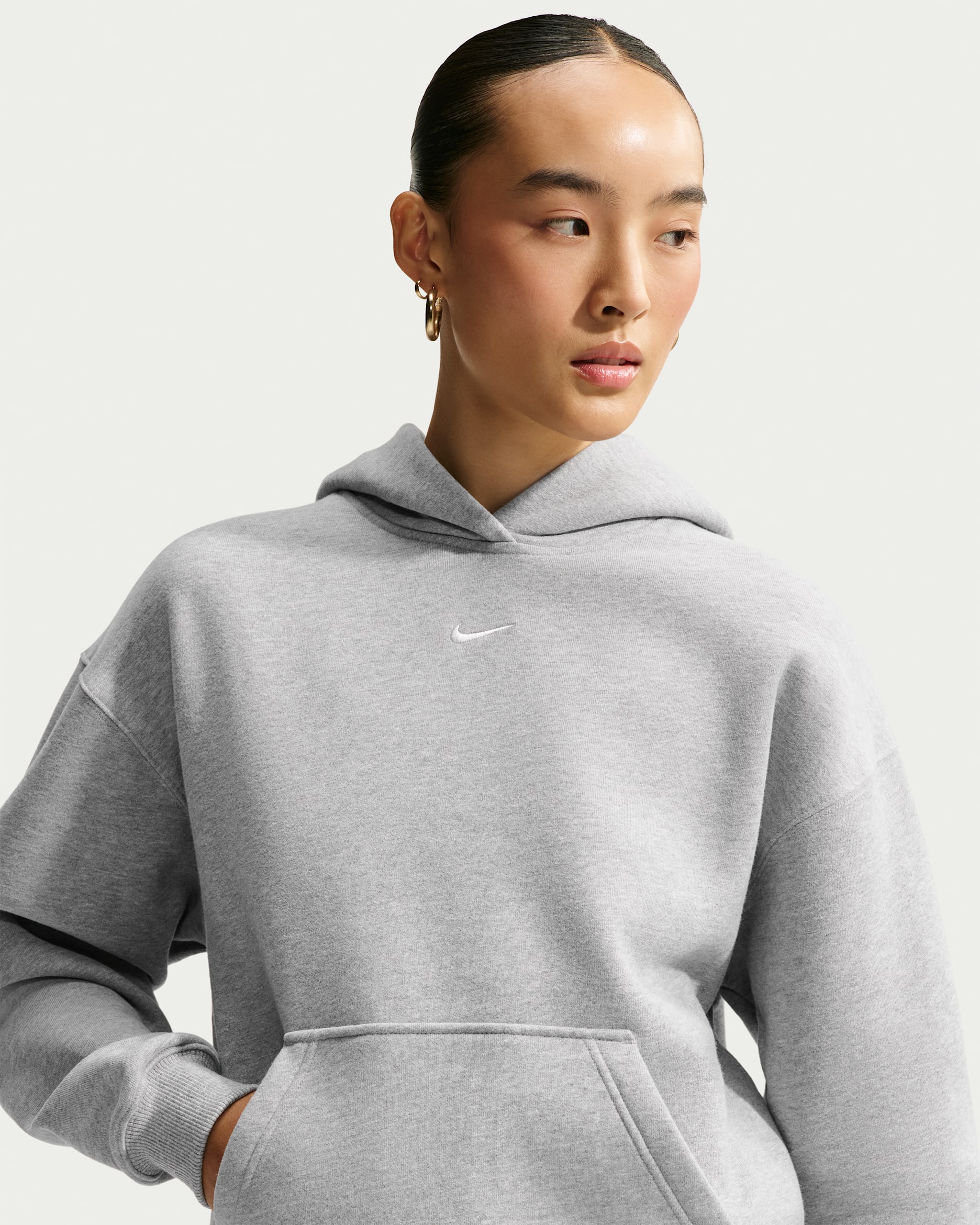 ユウセイ NIKE リジュビネイト メタリックシルバー Nike Studio Fleece Medium Weight Women's Oversized Pullover Hoodie